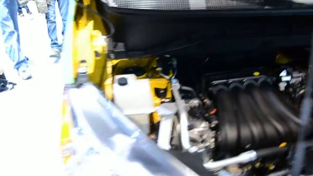 Nissan Unveils Customized Chicago NV 200 Taxi at Chicago Auto Show 2014 смотреть онлайн