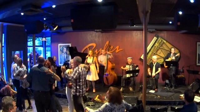 Russian Jam at Ryles - Листья Желтые смотреть онлайн