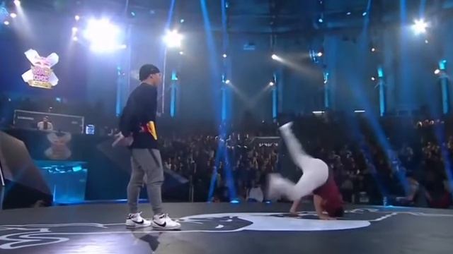 БРЕЙК ДАНС ПОД ПРОДИДЖИ смотреть онлайн