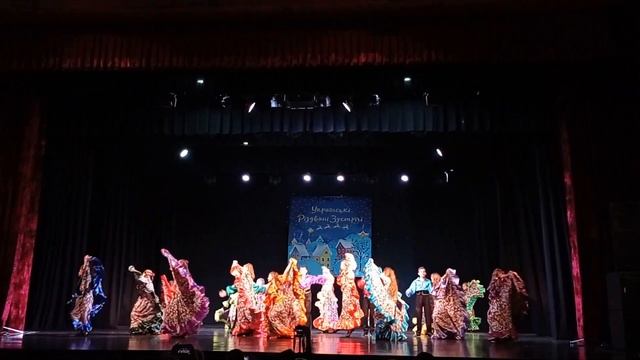 Цыганский танец. Дебют. смотреть онлайн