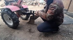 Сцепка для мотоблока с быстрой регулировкой захвата.