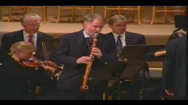 Mozart clarinet concerto in A, K 622, 2nd movement смотреть онлайн