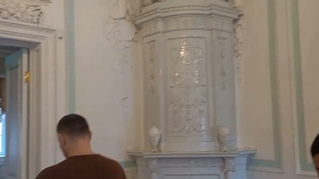 Петергоф. Большой Петергофский дворец. Залы и убранство.