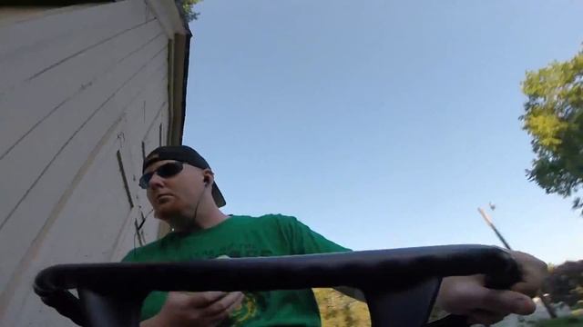 GoPro Extreme Lawn Mowing смотреть онлайн