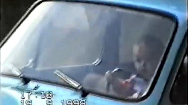 А ВСЕХ ВПЕРЕДИ ЗАПОРОЖЕЦ! И ВОВА ЗА РУЛЕМ! смотреть онлайн