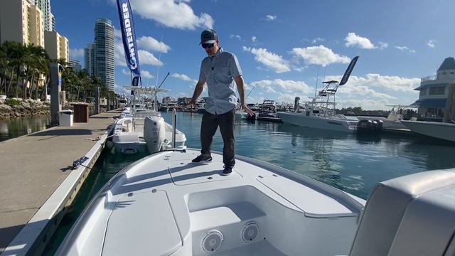 Contender 23 Bay Walkthrough and Sea Trial смотреть онлайн