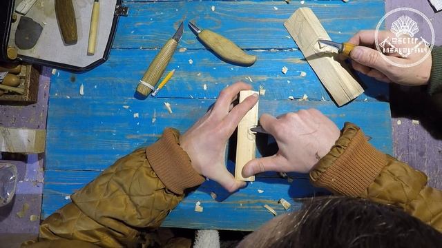 Резьба по дереву для начинающих. Вырезаем Деда. Элемент усы смотреть онлайн