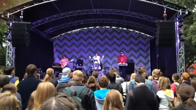 Наадя - 100 дней (live EKB) смотреть онлайн