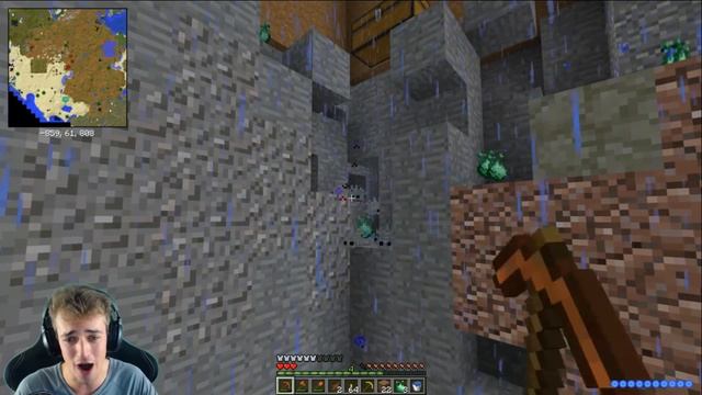 Minecraft: CRUNDEE CRAFT #18 - SILVER FISH RAIN смотреть онлайн
