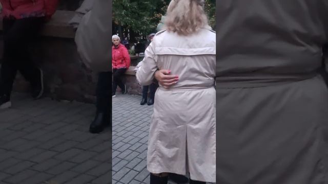 Ты опять мне снишься.....01.10.22 Гомель парк Луначарского ? смотреть онлайн