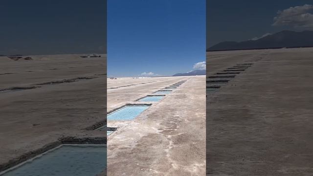 Salinas Grandes salt flats, Jujuy, Argentina смотреть онлайн