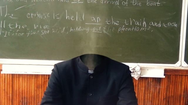 КАЖДЫЙ ЗАДАЕТ ЭТИ ВОПРОСЫ УЧИТЕЛЮ АНГЛИЙСКОГО (СКЕТЧ) смотреть онлайн