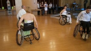 Танцы на колясках Вальс