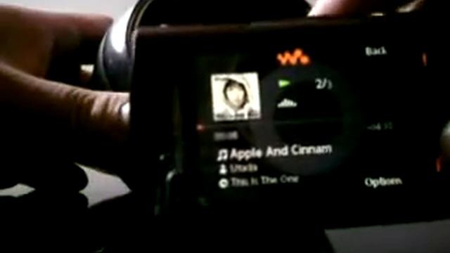 Review of Sony Ericsson MBS-200 Bluetooth Speaker (Indonesia) смотреть онлайн