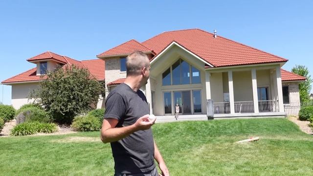 What's the Worst Backyard Family Yard Game??? смотреть онлайн