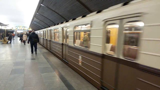 Ретропоезд "Сокольники" 81-717.5А/714.5А маршрут №29 смотреть онлайн