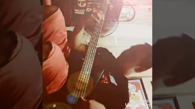 Korn - Somebody Someone ( Bass Cover ) смотреть онлайн