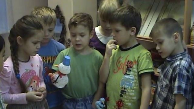 Сюжетно-ролевая игра «Музей новогодних поделок» смотреть онлайн