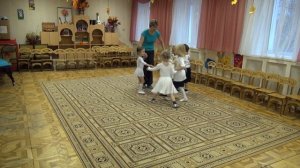 Подвижная игра "Надувайся наш пузырь".