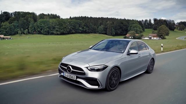 Sporty Test Drive in the Luxurious New C Class #Mercedes-Benz car смотреть онлайн