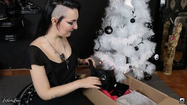 ? [ita/eng subs] Gifts Unboxing And Merry Christmas / Scartiamo i Regali ? смотреть онлайн