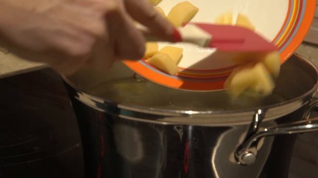 Щи из Квашеной Капусты | Классический Рецепт - Отличный Вкус 0+ смотреть онлайн