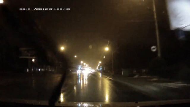 Mitsubishi Lancer X 1.8 MT vs BMW 320i.avi смотреть онлайн