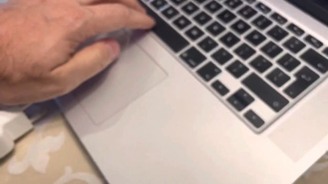 MacBook Pro 15 A1398 Mid 2015 I7 16Gb 1Tb Ssd Retina impecável disponível para venda смотреть онлайн