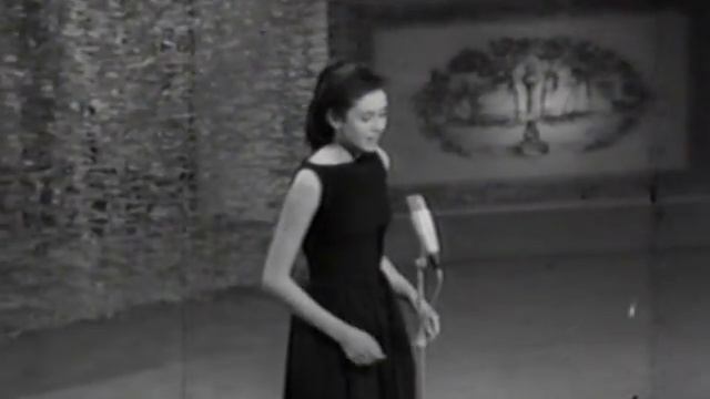 1964 Eurovision Italy - Gigliola Cinquetti - Non ho letá HQ