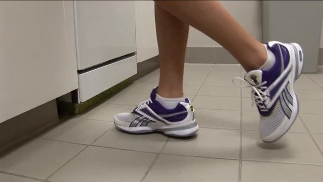 Reebok EasyTones ! смотреть онлайн