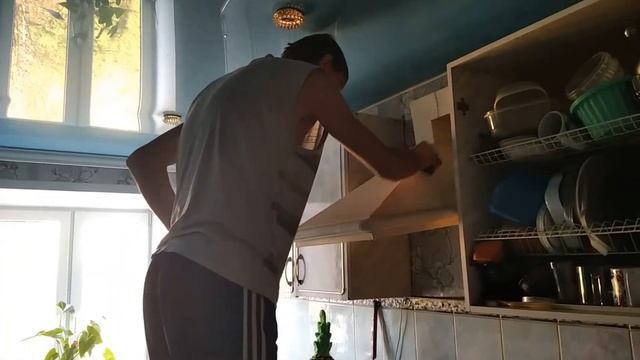 Дела житейские ! Разбираю и чищу вытяжку! смотреть онлайн