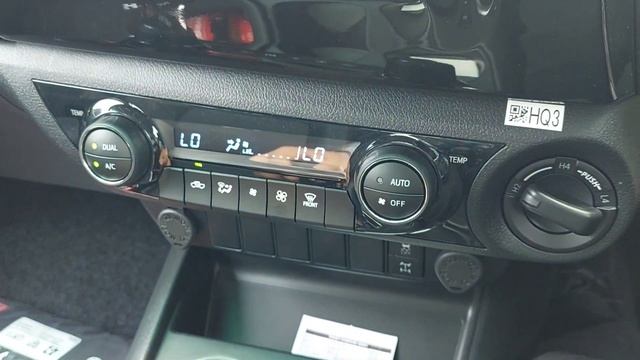 TOYOTA NEW HILUX 2.4 V A/T | IMPROVEMENT 2021 | SILVER | INDONESIA смотреть онлайн