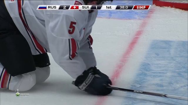 Удар Складченко в голову Мюллера (Russia - Switzerland) World Junior Championship 2014 смотреть онлайн