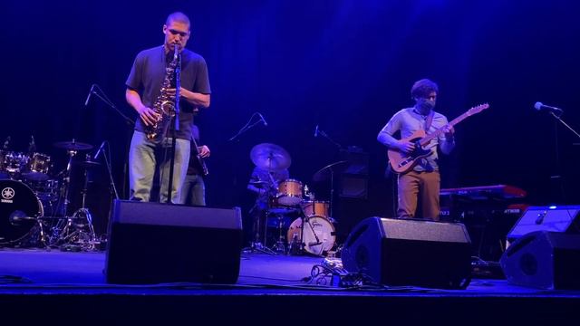 Fractal - BLACK BASS Quartet смотреть онлайн