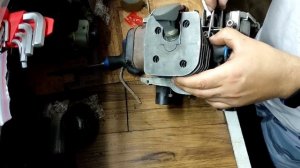 видео о том как я Husqvarna 343R пытался восстановить при помощи китайского поршня.