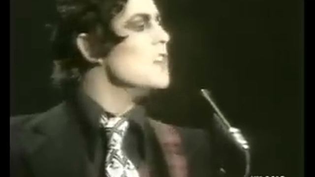 T-REX- (MARK BOLAN) LASER LOVE смотреть онлайн