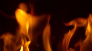 Футаж огонь, пламя на черном фоне - fire background loop