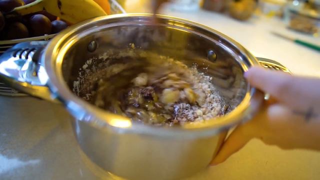 OMLET 1300 KALORII - POSIŁEK NA MASĘ (idealny posiłek do szkoły i pracy) смотреть онлайн