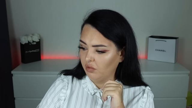 Читаю комментарии вежливо и спокойно (вроде бы) смотреть онлайн