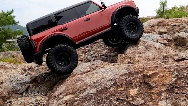 TRAXXAS TRX4 2021 BRONCO NORMAL VS UPGRADE - GIL'S RC смотреть онлайн