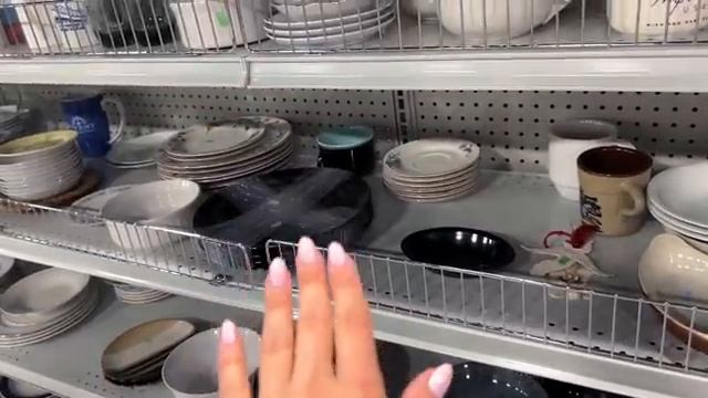 Секонд-Хенд в Америке / Goodwill / Большой выбор и низкие цены / Товары для дома / Флорида / США смотреть онлайн