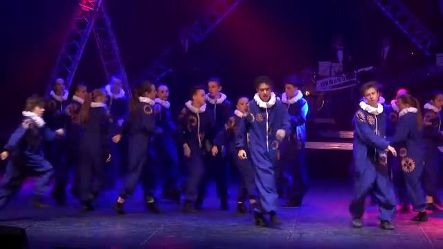 ЭЦ Апельсин "Механизмы", ансамбль "Конфетти" смотреть онлайн