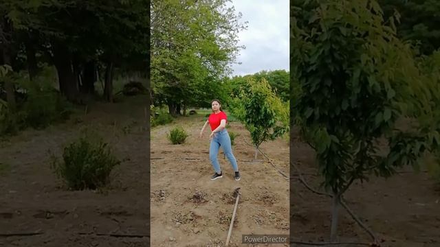 Флешмоб "Детство" с участием солистов студии современного танца "Терра", рук. Анна Микова смотреть онлайн