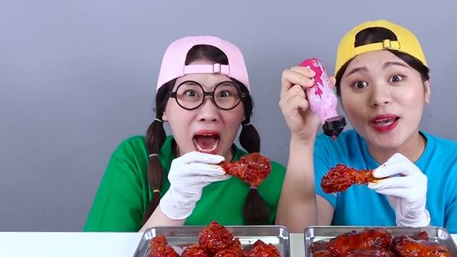 Fire Spicy Noodles black noodle Mukbang DONA смотреть онлайн