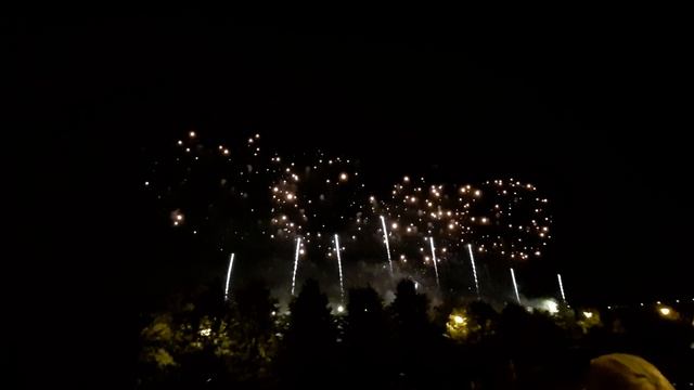 фейрверк смотреть онлайн