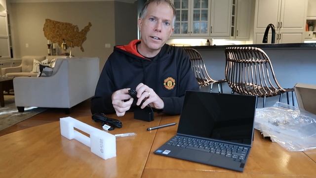 Unboxing the Lenovo IdeaPad Duet 3i смотреть онлайн
