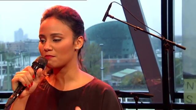 Mayra Andrade - Mayra Andrade & Idan Raichel/ Odjus Fitchadu смотреть онлайн