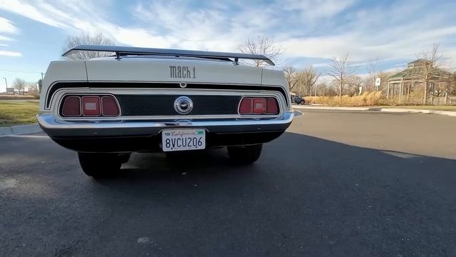 FORD MUSTANG MACH 1 : WHY IT OUT PERFORMED THE OTHER MUSTANGS смотреть онлайн
