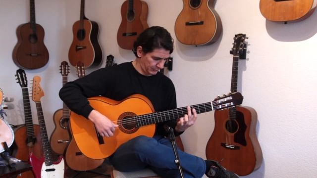 Manuel Reyes Flamenco guitar (Estudio) 1982 - fine instrument with great sound смотреть онлайн