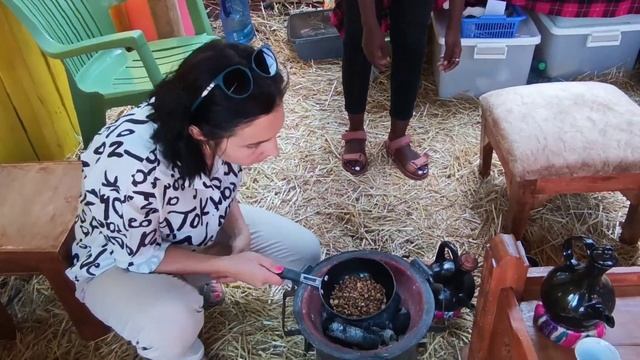 Пью кофе по-эфиопски | Впервые пробую нигериский суп смотреть онлайн